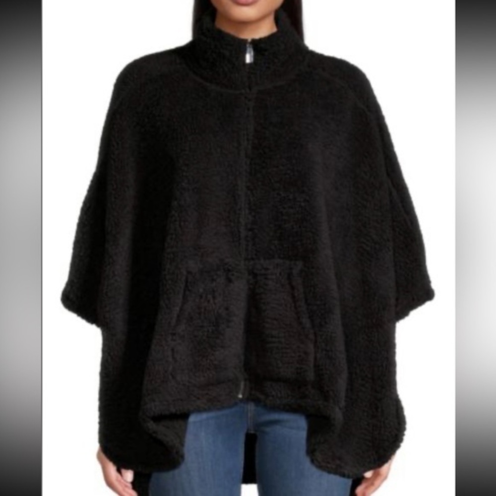 Calvin Klein Side Snap Zip Front, Micro fleece, Black. One Size NWT